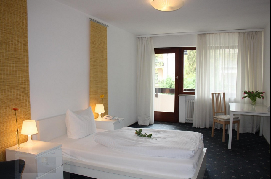 Sathya Ayurveda Villa am Park Zimmer